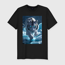 Мужская slim-футболка Белоснежный тигр крадется по льду