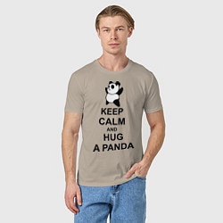 Футболка хлопковая мужская Keep Calm & Hug A Panda, цвет: миндальный — фото 2