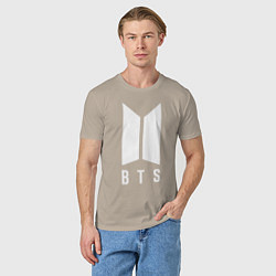 Футболка хлопковая мужская BTS SUGA, цвет: миндальный — фото 2