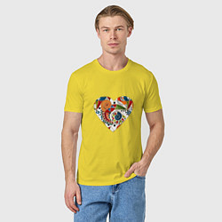 Футболка хлопковая мужская Сердце с абстрактным узором, цвет: желтый — фото 2