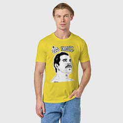 Футболка хлопковая мужская Freddie Mercury head, цвет: желтый — фото 2