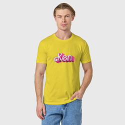 Футболка хлопковая мужская Кен - объемными розовыми буквами, цвет: желтый — фото 2