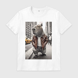 Футболка хлопковая мужская Trendy capybara on the streets of New York, цвет: белый