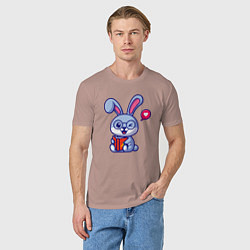 Футболка хлопковая мужская Читающий зайка, цвет: пыльно-розовый — фото 2