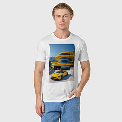 Футболка хлопковая мужская Желтый суперкар у дома, цвет: белый — фото 2
