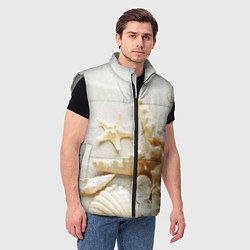 Мужской жилет Морские звёзды и ракушки на океанском берегу, цвет: 3D-светло-серый — фото 2