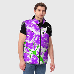 Мужской жилет Зелёно-фиолетовая абстракция на чёрном фоне, цвет: 3D-светло-серый — фото 2