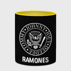 Кружка 3D Ramones glitch на темном фоне, цвет: 3D-белый + желтый — фото 2