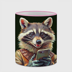 Кружка 3D Нейросеть - енот со смартфоном - картина, цвет: 3D-розовый кант — фото 2