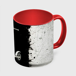 Кружка цветная Самокат на черно-белом