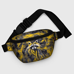 Поясная сумка Абстрактный желтый енот в стиле арт, цвет: 3D-принт — фото 2