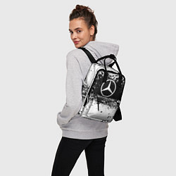 Рюкзак женский Mercedes-Benz: Black Spray, цвет: 3D-принт — фото 2