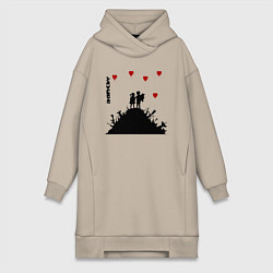 Женское худи-платье Banksy Бэнкси мальчик и девочка на горе оружия, цвет: миндальный