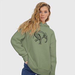 Толстовка оверсайз женская Слон акробат, цвет: авокадо — фото 2