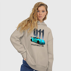 Толстовка оверсайз женская Cпортивный автомобиль Porsche, цвет: миндальный — фото 2