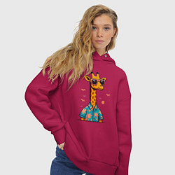 Толстовка оверсайз женская Модный жираф в солнечных очках и гавайской рубашке, цвет: маджента — фото 2