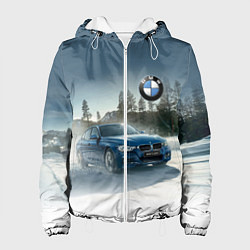 Женская куртка Крутая бэха мчится по лесной дороге