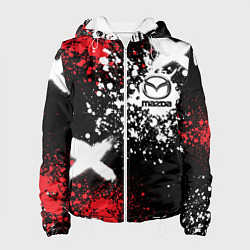 Женская куртка Мазда на фоне граффити и брызг красок
