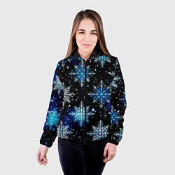 Куртка с капюшоном женская Стилизованный чёрно-синий со снежинками, цвет: 3D-черный — фото 2