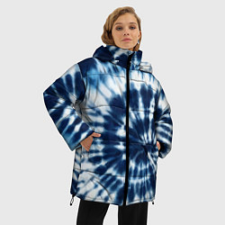 Куртка зимняя женская Эффект тай дай - размытый синий узор, цвет: 3D-светло-серый — фото 2