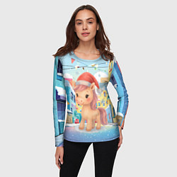 Лонгслив женский Лошадка с новогоднем венком, цвет: 3D-принт — фото 2