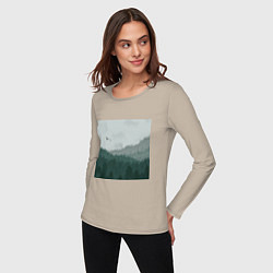 Лонгслив хлопковый женский Туманные холмы и лес, цвет: миндальный — фото 2