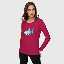 Лонгслив хлопковый женский Акула лазурный градиент цвета моря, цвет: маджента — фото 2