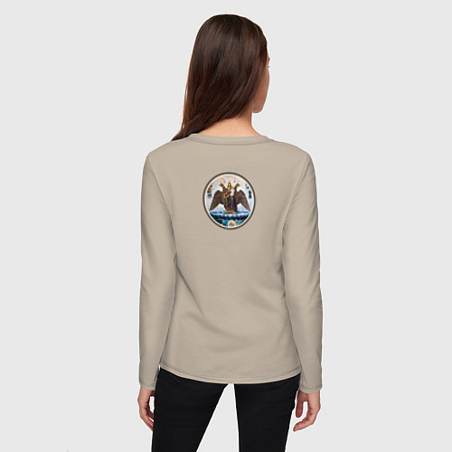 Женский лонгслив Если ангел твой за твоим плечом арт в круге / Миндальный – фото 4