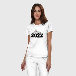 Пижама хлопковая женская Новогодний Тигр лежит на цифре 2022, цвет: белый — фото 2
