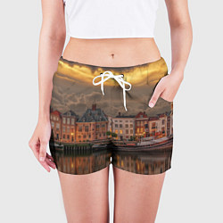 Шорты женские Мирный город на воде и тучи, цвет: 3D-принт — фото 2