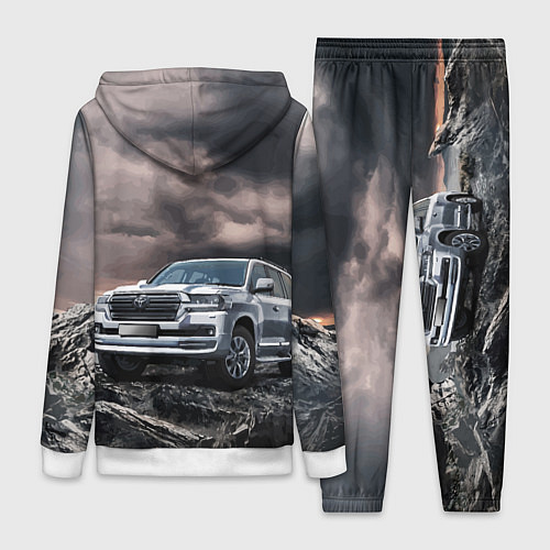 Женский костюм Toyota Land Cruiser 200 среди скал / 3D-Белый – фото 2