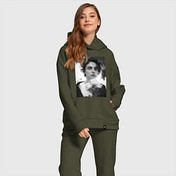 Женский костюм оверсайз Timothee Chalamet с розами, цвет: хаки — фото 2