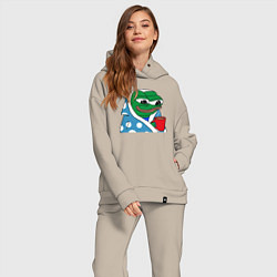 Женский костюм оверсайз Frog Pepe мем, цвет: миндальный — фото 2