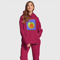 Женский костюм оверсайз Яблоко на фиолетовом фоне - pop art, цвет: маджента — фото 2