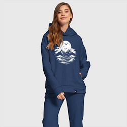 Женский костюм оверсайз Сахалинский бурный пейзаж, цвет: тёмно-синий — фото 2