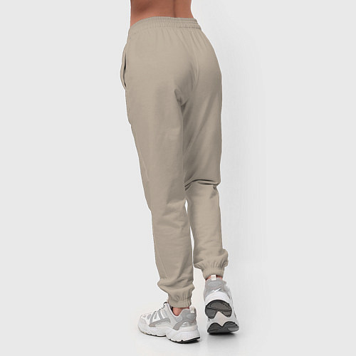 Женский костюм FC Real Madrid Est. 1902 / Миндальный – фото 4