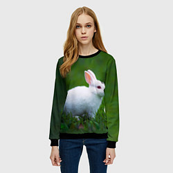 Свитшот женский Кролик на фоне травы, цвет: 3D-черный — фото 2