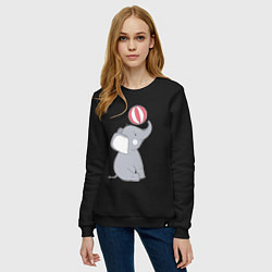 Свитшот хлопковый женский Слонёнок с мячиком, цвет: черный — фото 2