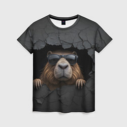 Женская футболка Капибара в стене