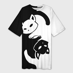 Женская длинная футболка Черный и белый кот кувыркаются
