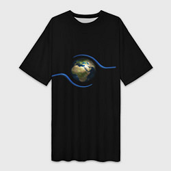 Женская длинная футболка Планета Земля в руках человека