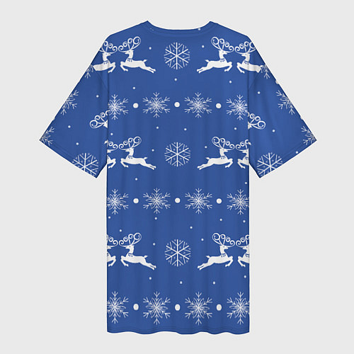 Женская длинная футболка Белые олени со снежинками на синем фоне / 3D-принт – фото 2