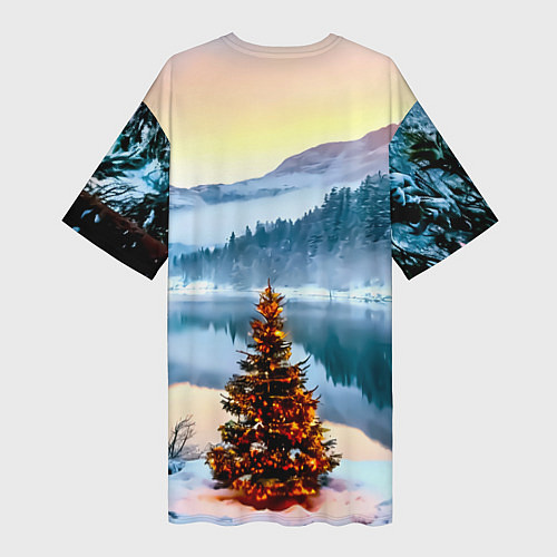 Женская длинная футболка Новогодняя елочка на берегу озера / 3D-принт – фото 2