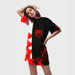 Футболка женская длинная Ведьмак огненный, цвет: 3D-принт — фото 2