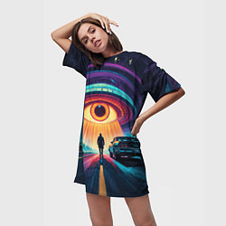 Футболка женская длинная НЛО в форме глаза и человек на дороге, цвет: 3D-принт — фото 2