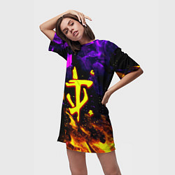 Футболка женская длинная Doom огненный стиль, цвет: 3D-принт — фото 2