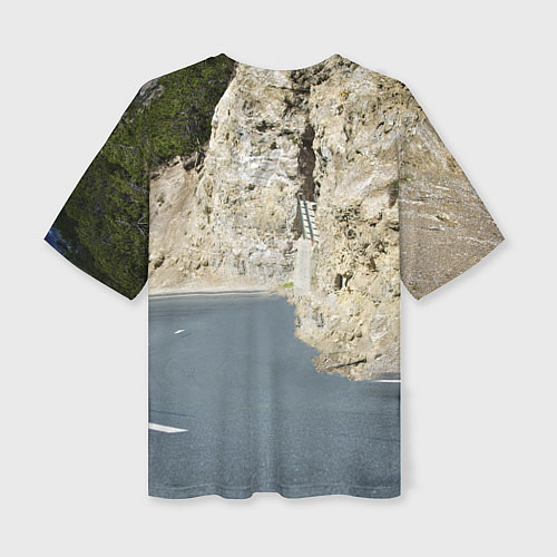 Женская футболка оверсайз Зелёная бэха на горной дороге / 3D-принт – фото 2