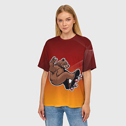 Футболка оверсайз женская Косолапый выполняет трюк на скейте, цвет: 3D-принт — фото 2