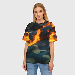 Футболка оверсайз женская Огонь на камуфляжной ткани, цвет: 3D-принт — фото 2