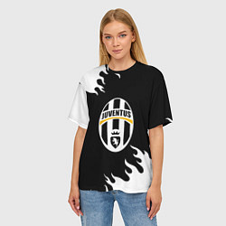 Футболка оверсайз женская Juventus белый огонь текстура, цвет: 3D-принт — фото 2